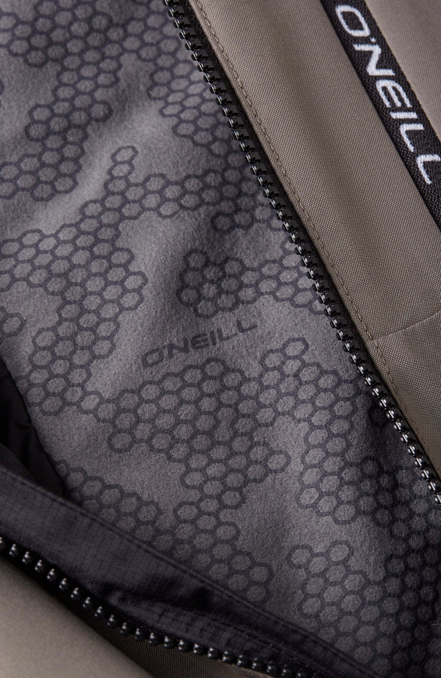 Carbonite Snow Jacket - Black Out Colour Block