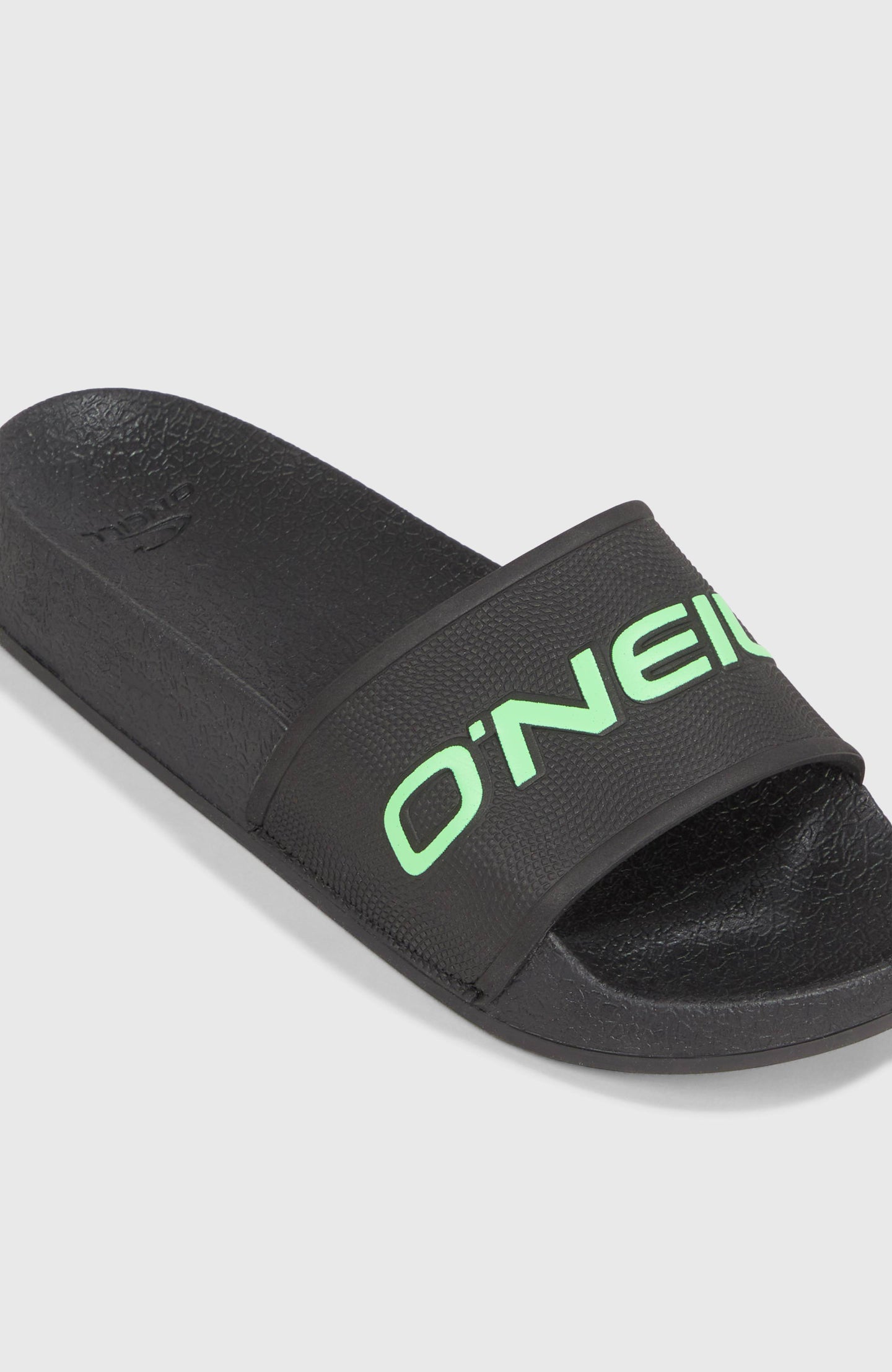 O'Neill Logo Slides - Black Out